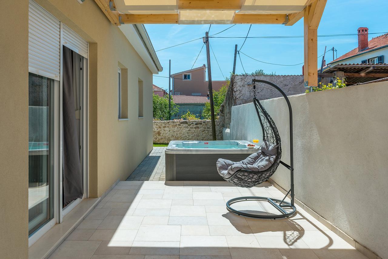 Villa Donato With Jacuzzi Zadar Eksteriør billede