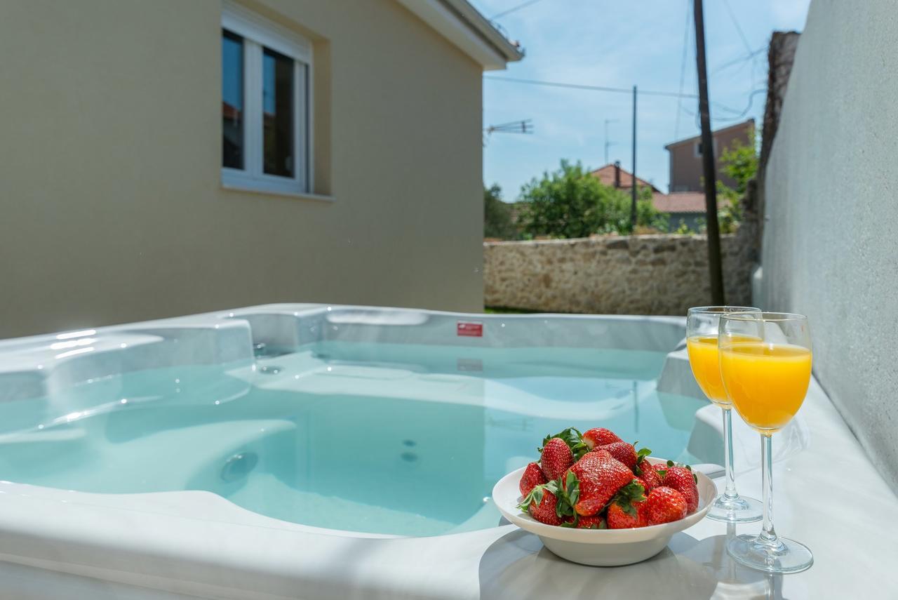 Villa Donato With Jacuzzi Zadar Eksteriør billede